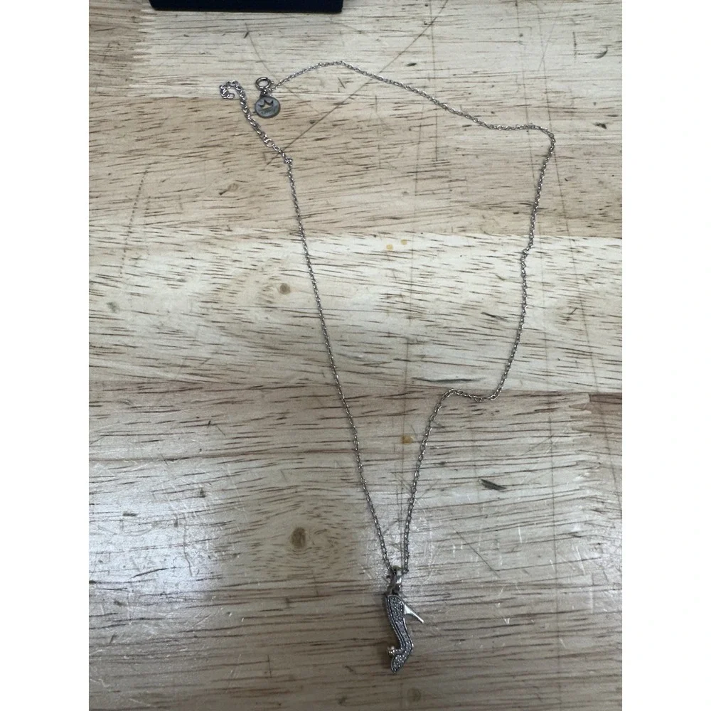 Enchanted Disney Necklace 1/10 Diamond slipper pendant, 10K Rose gold -read